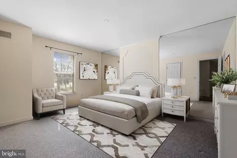 Bedroom - 1625 International Dr #TH-2, Mclean, VA 22102 photo 1 of 3