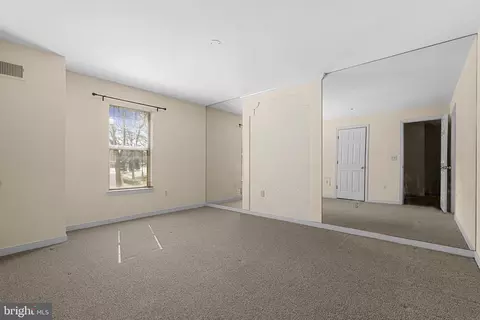 Bedroom - 1625 International Dr #TH-2, Mclean, VA 22102 photo 2 of 3
