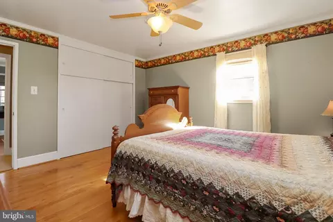 5513 Sedgwick Ln, Springfield, VA 22151 photo 10