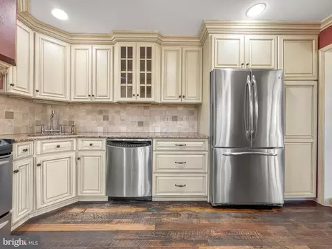5513 Sedgwick Ln, Springfield, VA 22151 photo 6
