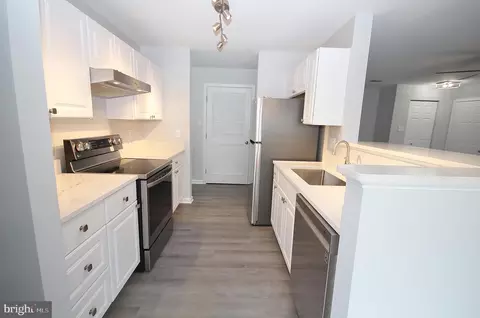 7502 A Calderon Ct #265, Alexandria, VA 22306