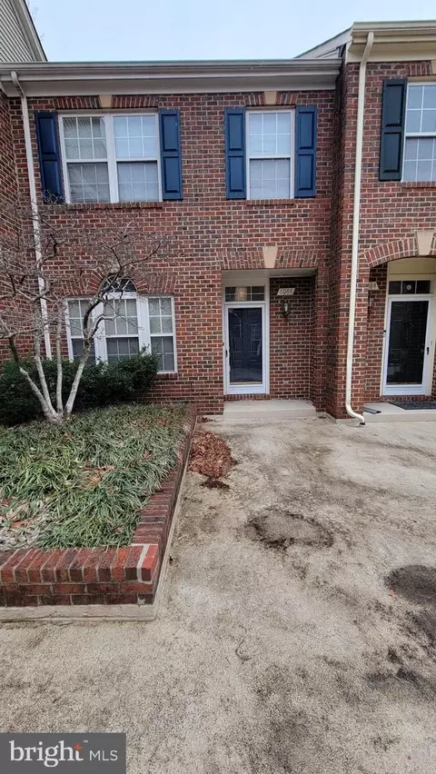 6086 Madison Pointe Ct, Falls Church, VA 22041