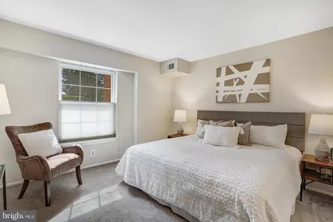 Bedroom - 7640 Provincial Dr #109, Mclean, VA 22102 photo 1 of 7