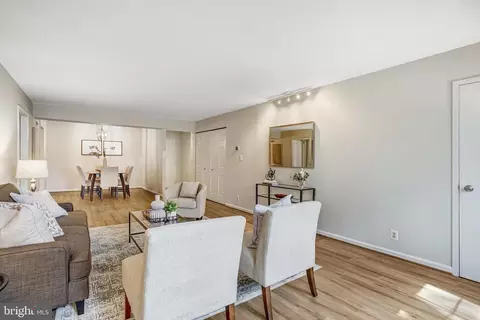 Living - 7640 Provincial Dr #109, Mclean, VA 22102 photo 3 of 4