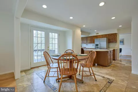 Dining - 7844 Vervain Ct, Springfield, VA 22152 photo 2 of 5