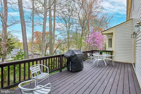Exterior - 7844 Vervain Ct, Springfield, VA 22152 photo 6 of 11