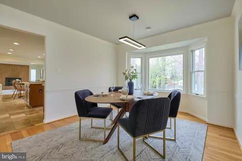 Dining - 7844 Vervain Ct, Springfield, VA 22152 photo 4 of 5