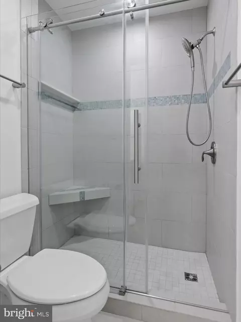 11517 Links Dr, Reston, VA 20190 photo 29