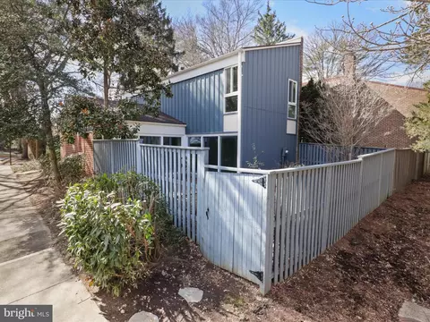 11517 Links Dr, Reston, VA 20190 photo 33