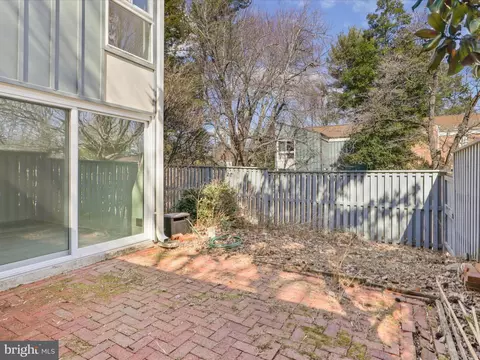 11517 Links Dr, Reston, VA 20190 photo 31