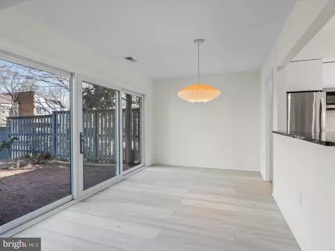 11517 Links Dr, Reston, VA 20190 photo 13