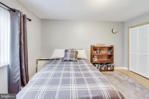 Bedroom - 11308 Links Ct, Reston, VA 20190 photo 8 of 11