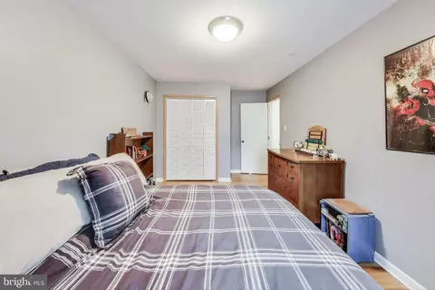 Bedroom - 11308 Links Ct, Reston, VA 20190 photo 9 of 11