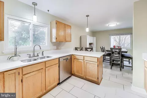 Kitchen - 11308 Links Ct, Reston, VA 20190 photo 1 of 2