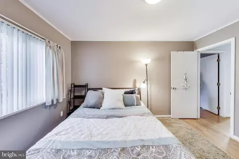 Bedroom - 11308 Links Ct, Reston, VA 20190 photo 5 of 11