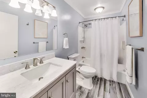 Bath - 11308 Links Ct, Reston, VA 20190 photo 1 of 3