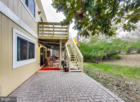 Exterior - 11308 Links Ct, Reston, VA 20190 photo 7 of 14
