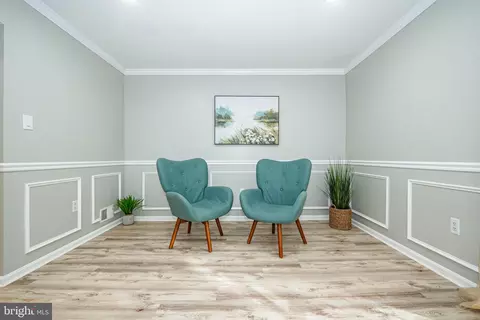 3793 Persimmon Cir, Fairfax, VA 22031