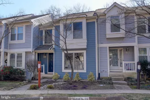 1636 Oak Spring Way, Reston, VA 20190