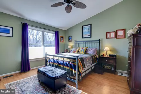1636 Oak Spring Way, Reston, VA 20190 photo 16