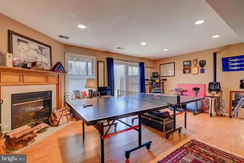 1636 Oak Spring Way, Reston, VA 20190 photo 27