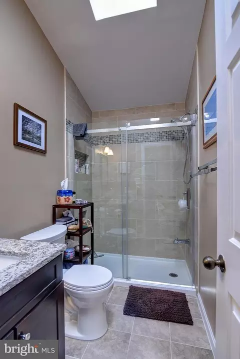 1636 Oak Spring Way, Reston, VA 20190 photo 22