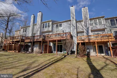 1636 Oak Spring Way, Reston, VA 20190 photo 37