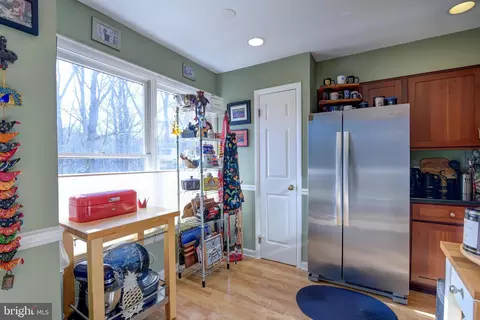 1636 Oak Spring Way, Reston, VA 20190 photo 12