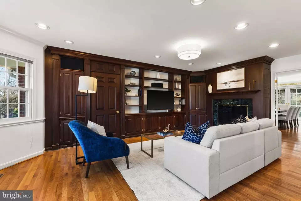 Living - 7621 Leith Pl, Alexandria, VA 22307 photo 5 of 6