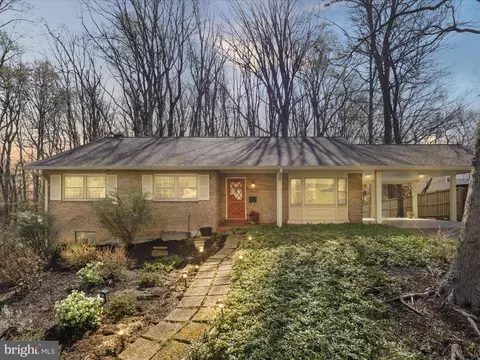 3805 Shelley Ln, Annandale, VA 22003