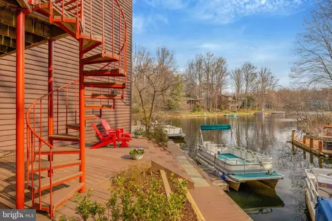 2020 Turtle Pond Dr, Reston, VA 20191 photo 5