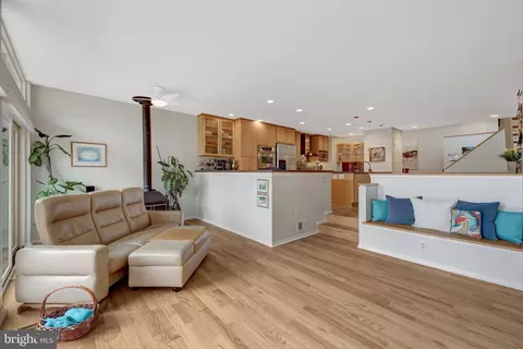 2020 Turtle Pond Dr, Reston, VA 20191 photo 17