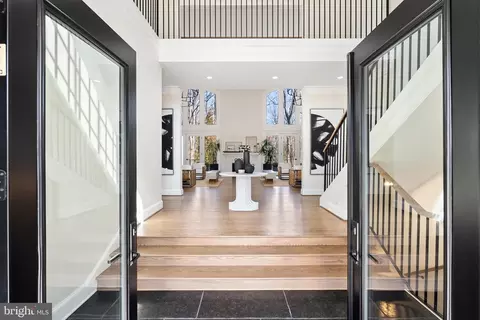 Entry Way - 6470 Kedleston Ct, Mclean, VA 22101 photo 1 of 8