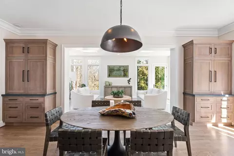 Dining - 6470 Kedleston Ct, Mclean, VA 22101 photo 5 of 5