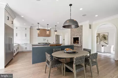 Kitchen - 6470 Kedleston Ct, Mclean, VA 22101 photo 3 of 3