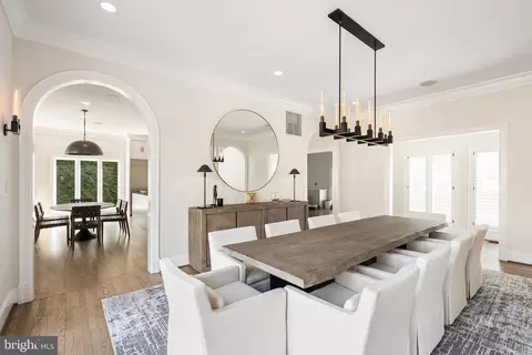 Dining - 6470 Kedleston Ct, Mclean, VA 22101 photo 2 of 5