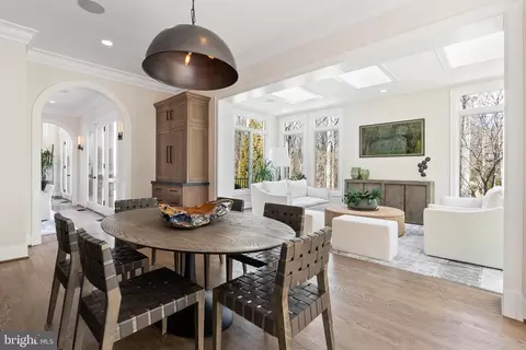 Dining - 6470 Kedleston Ct, Mclean, VA 22101 photo 3 of 5