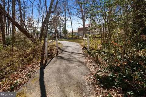 8718 Whitson Ct, Springfield, VA 22153 photo 38