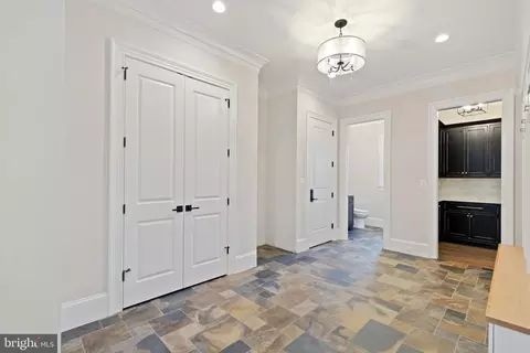 Entry Way - 1907 Bargo Ct, Mclean, VA 22101 photo 11 of 21