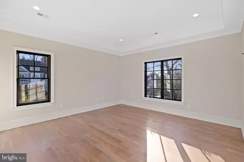 Bedroom - 1907 Bargo Ct, Mclean, VA 22101 photo 5 of 12