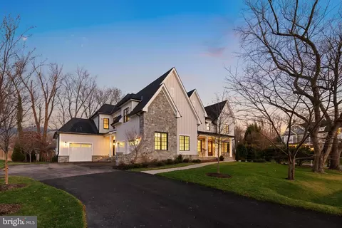 Exterior - 1907 Bargo Ct, Mclean, VA 22101 photo 11 of 11