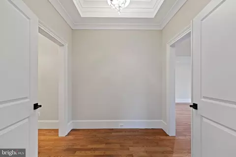 Entry Way - 1907 Bargo Ct, Mclean, VA 22101 photo 15 of 21