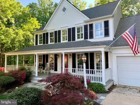 7806 Belleflower Dr, Springfield, VA 22152 photo 2