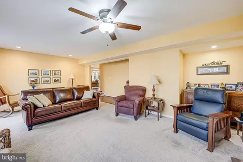 7006 Barnacle Pl, Burke, VA 22015 photo 16