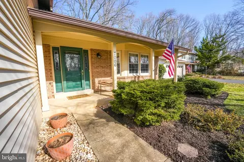 7006 Barnacle Pl, Burke, VA 22015 photo 2