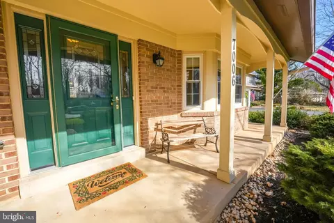 7006 Barnacle Pl, Burke, VA 22015 photo 3