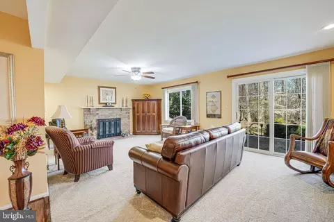 7006 Barnacle Pl, Burke, VA 22015 photo 15