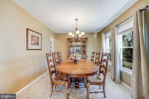 7006 Barnacle Pl, Burke, VA 22015 photo 11