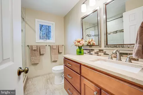 7006 Barnacle Pl, Burke, VA 22015 photo 25
