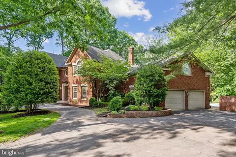 8702 Old Dominion Dr, Mclean, VA 22102 photo 50